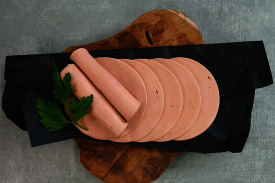 Veganer Aufschnitt Typ Mortadella