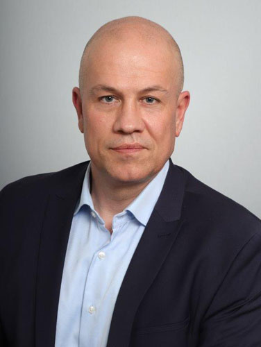 Alexander Piruschka – Vertriebsleiter bei AVO